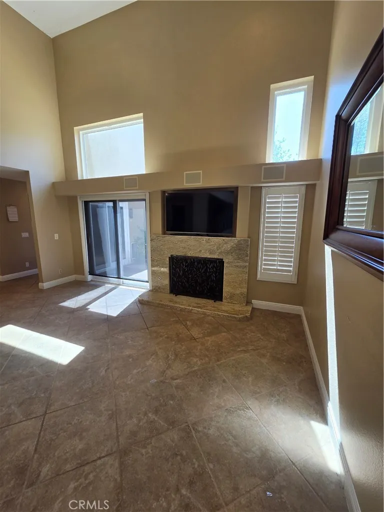 7 Singingwood Irvine, CA 92614