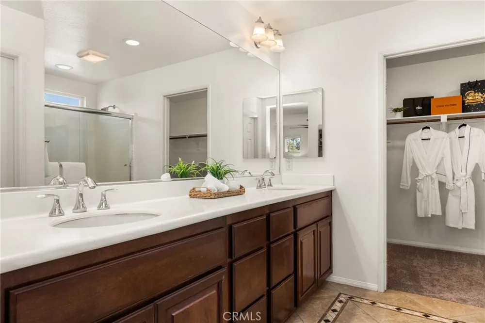 140 W Cork Tree Orange, CA 92865