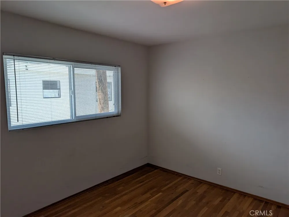 221 8th #B Seal Beach, CA 90740