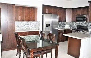16 Carmesi Rancho Santa Margarita, CA 92688