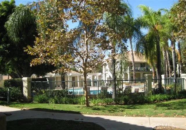 16 Carmesi Rancho Santa Margarita, CA 92688