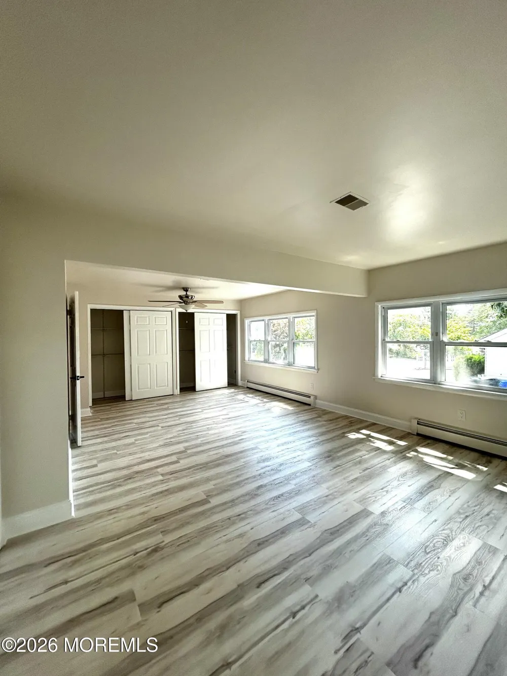 12 w. Riverside drive) Brick, NJ 08723