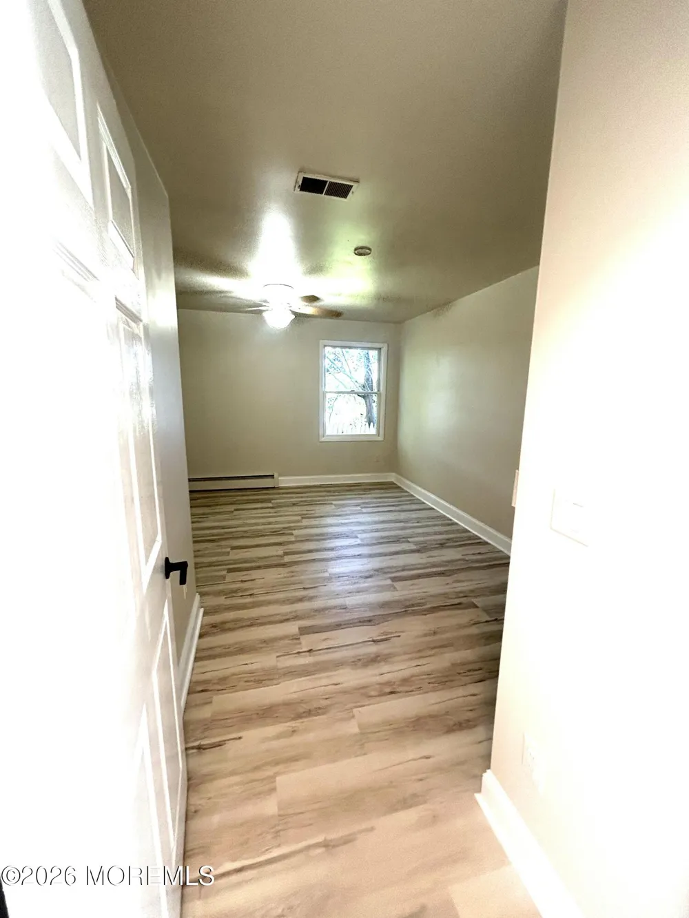 12 w. Riverside drive) Brick, NJ 08723