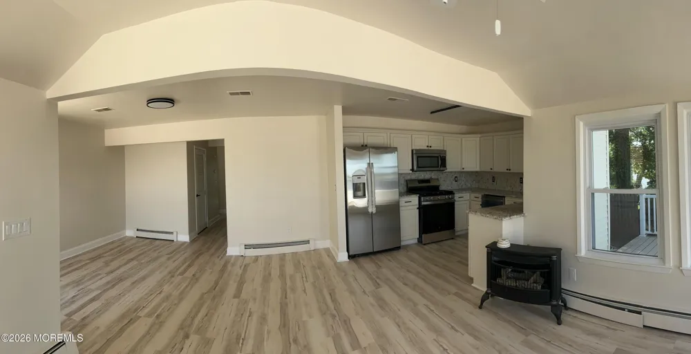 12 w. Riverside drive) Brick, NJ 08723
