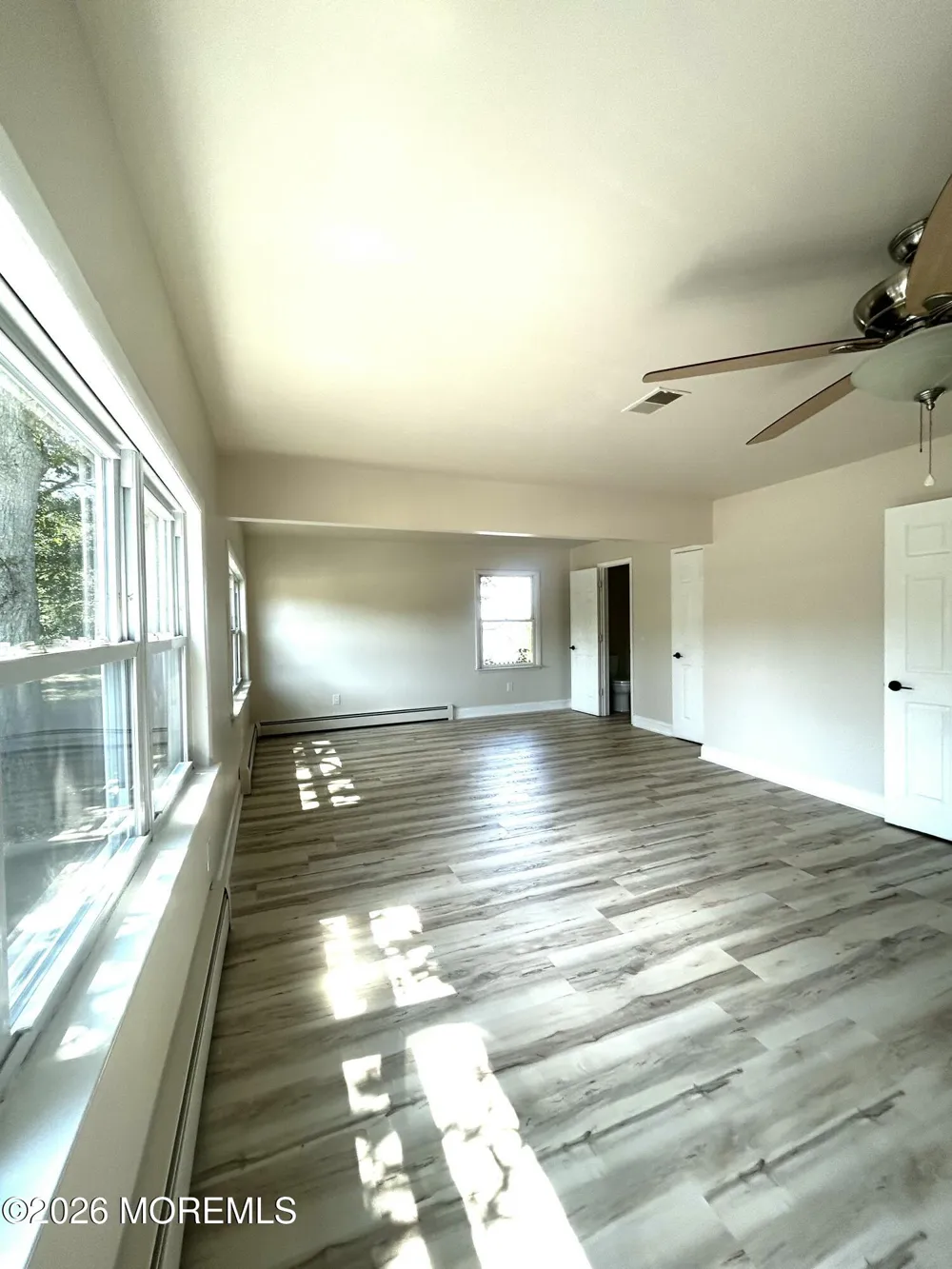 12 w. Riverside drive) Brick, NJ 08723