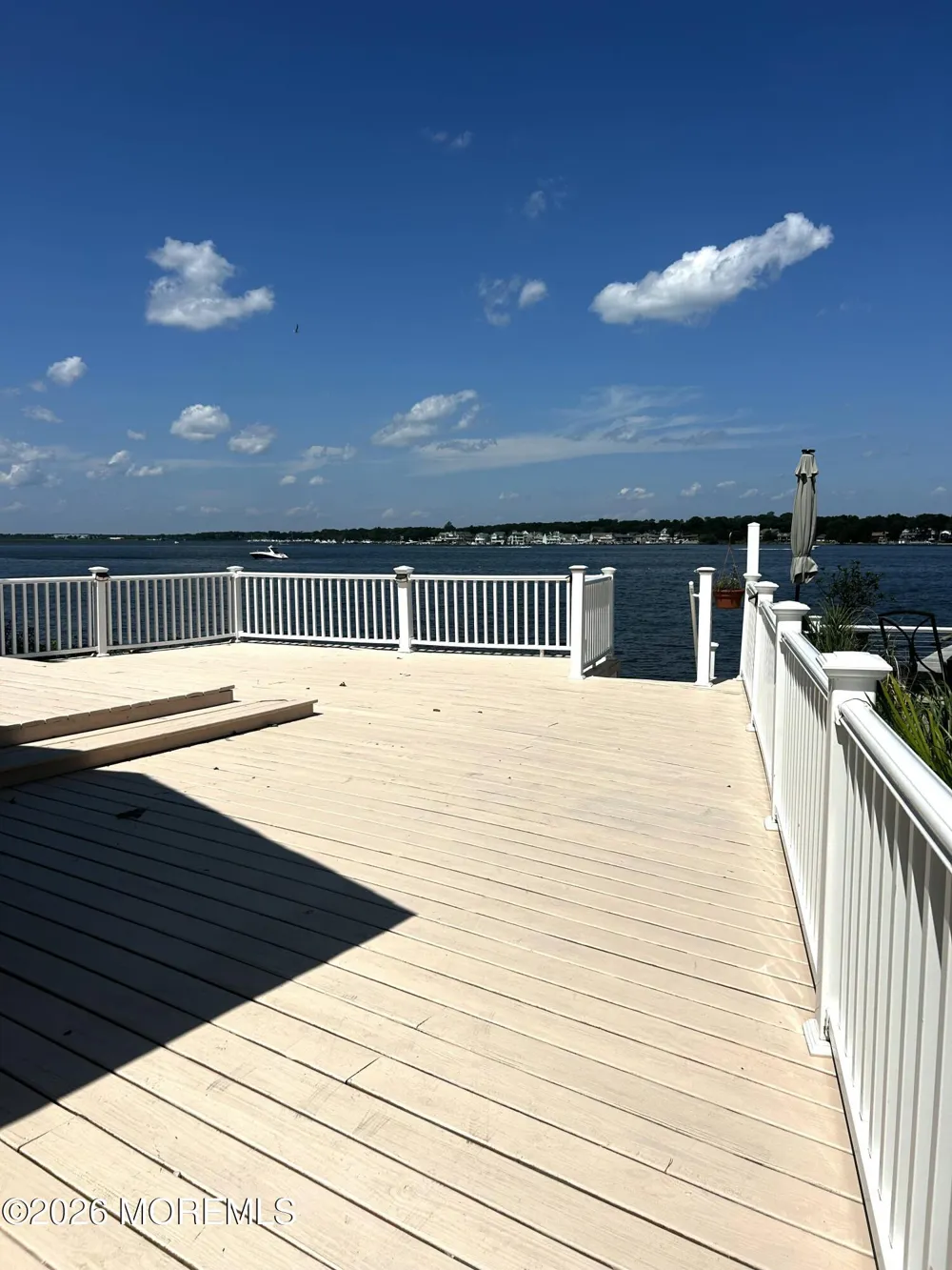 12 w. Riverside drive) Brick, NJ 08723