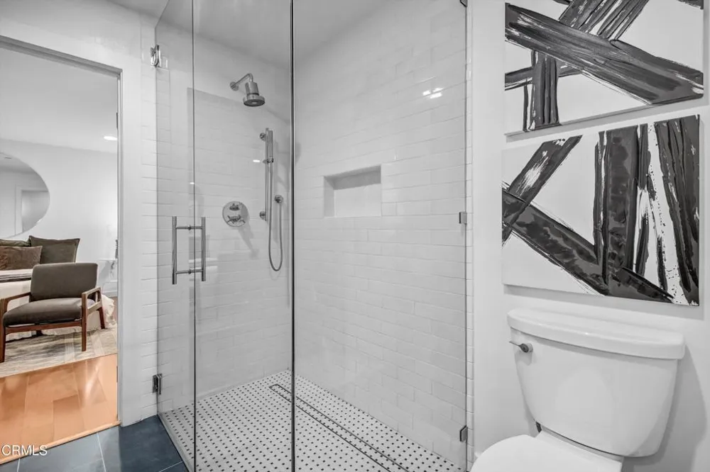 5721 Haneman Street Los Angeles, CA 90042