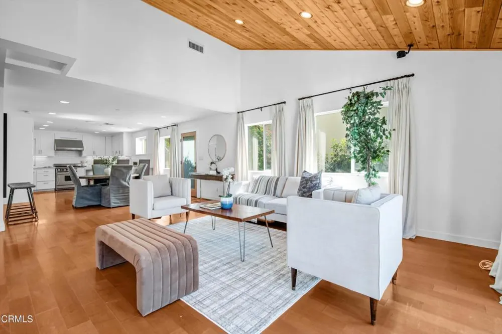5721 Haneman Street Los Angeles, CA 90042