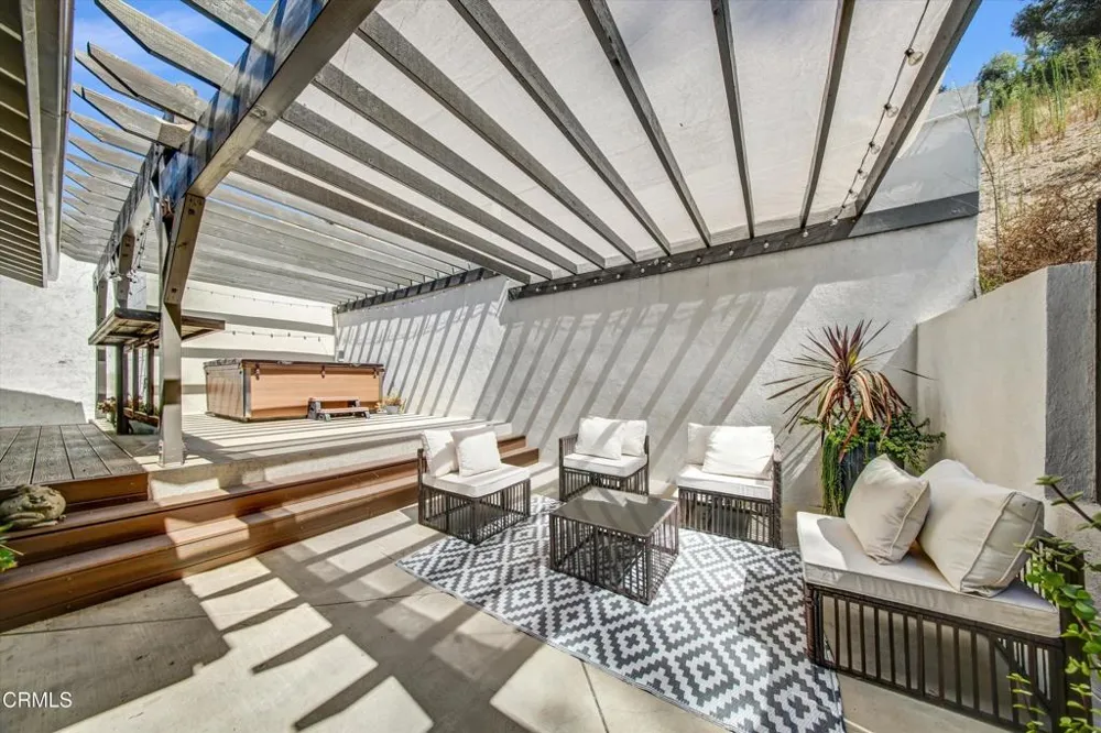 5721 Haneman Street Los Angeles, CA 90042