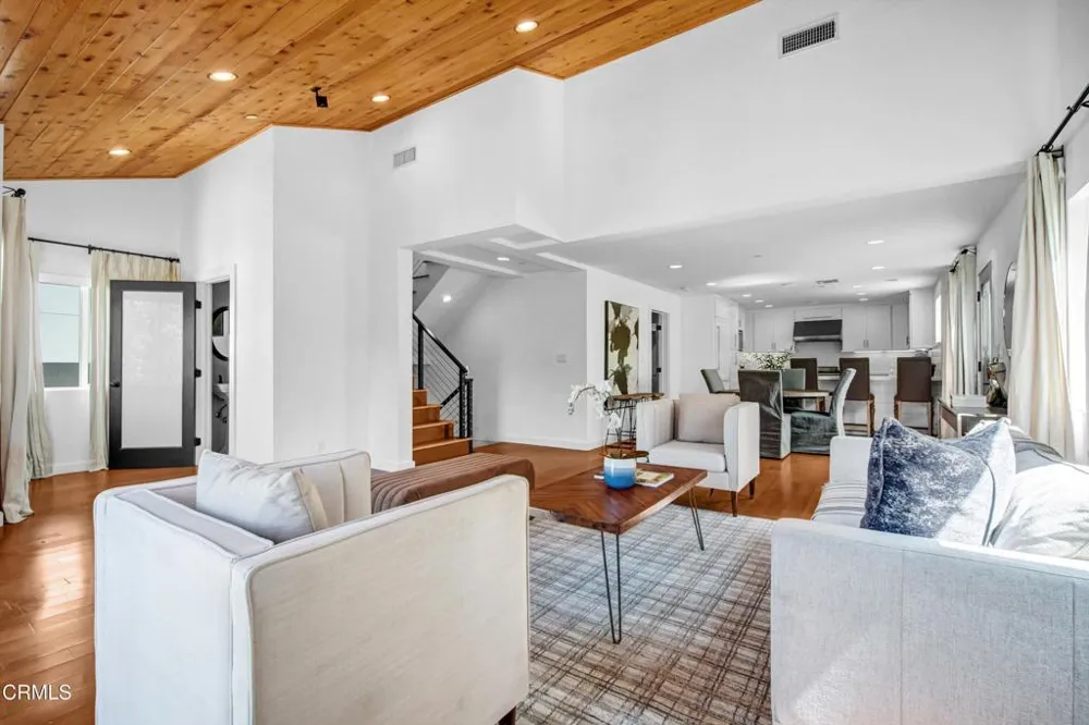 5721 Haneman Street Los Angeles, CA 90042