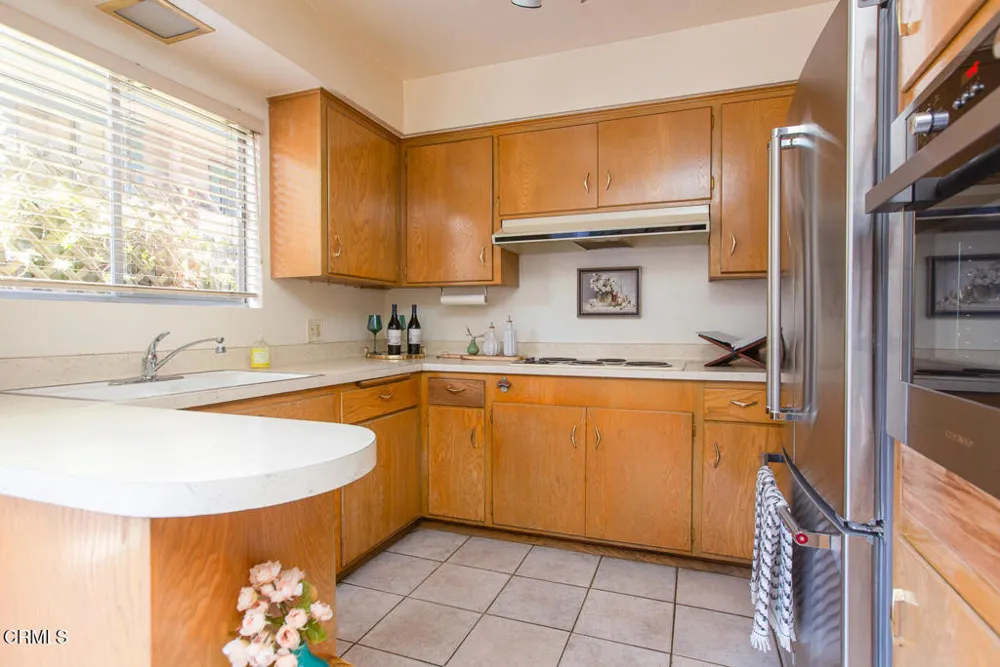537 S Euclid Avenue #2 Pasadena, CA 91101