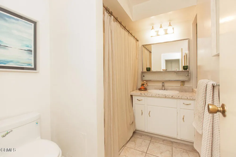 537 S Euclid Avenue #2 Pasadena, CA 91101