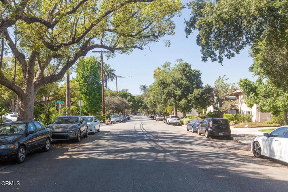 537 S Euclid Avenue #2 Pasadena, CA 91101