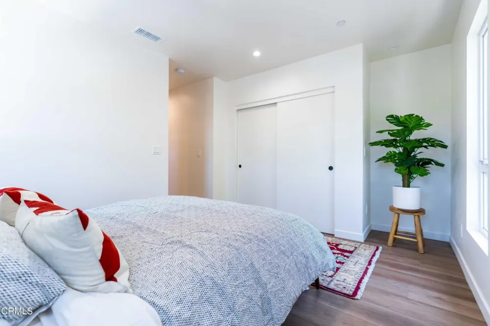 2222 Dorris Place Los Angeles, CA 90031