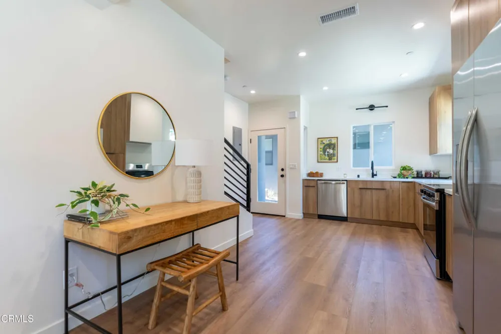 2222 Dorris Place Los Angeles, CA 90031