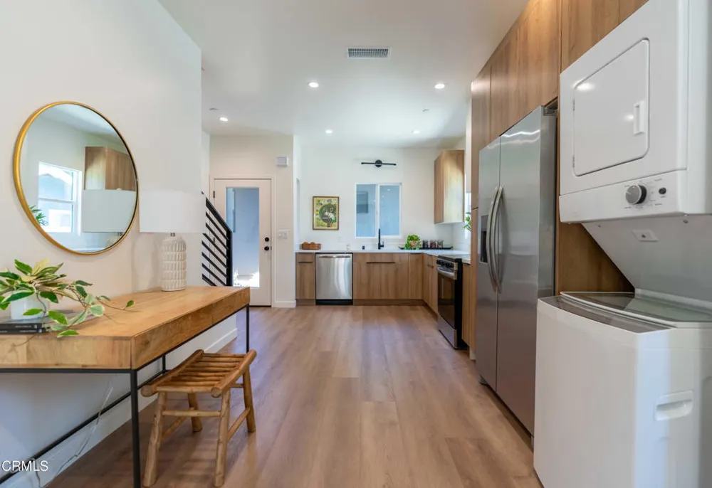 2222 Dorris Place Los Angeles, CA 90031