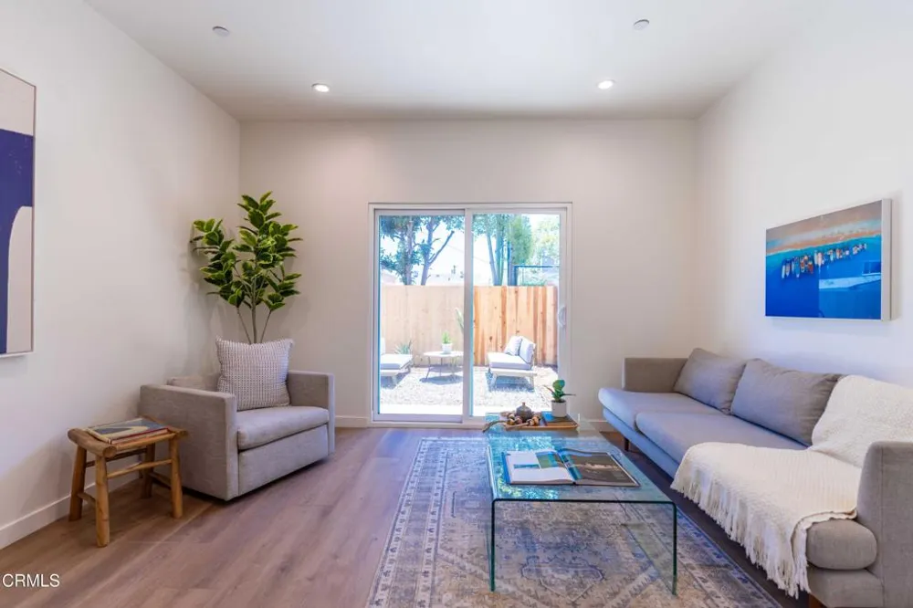 2222 Dorris Place Los Angeles, CA 90031