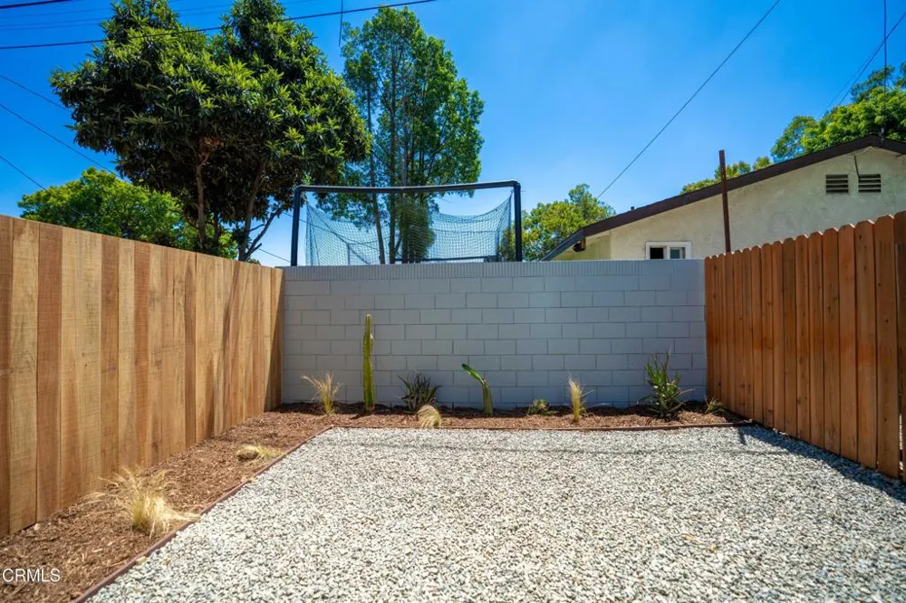 2222 Dorris Place Los Angeles, CA 90031