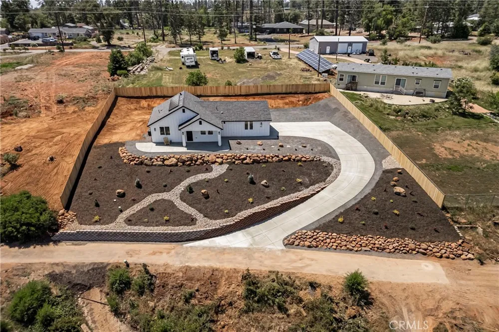 5693 Feather River Place Paradise, CA 95969