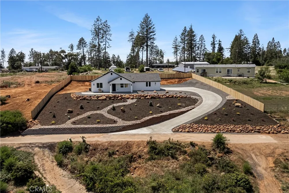 5693 Feather River Place Paradise, CA 95969