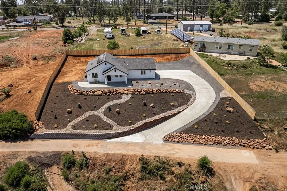 5693 Feather River Place Paradise, CA 95969