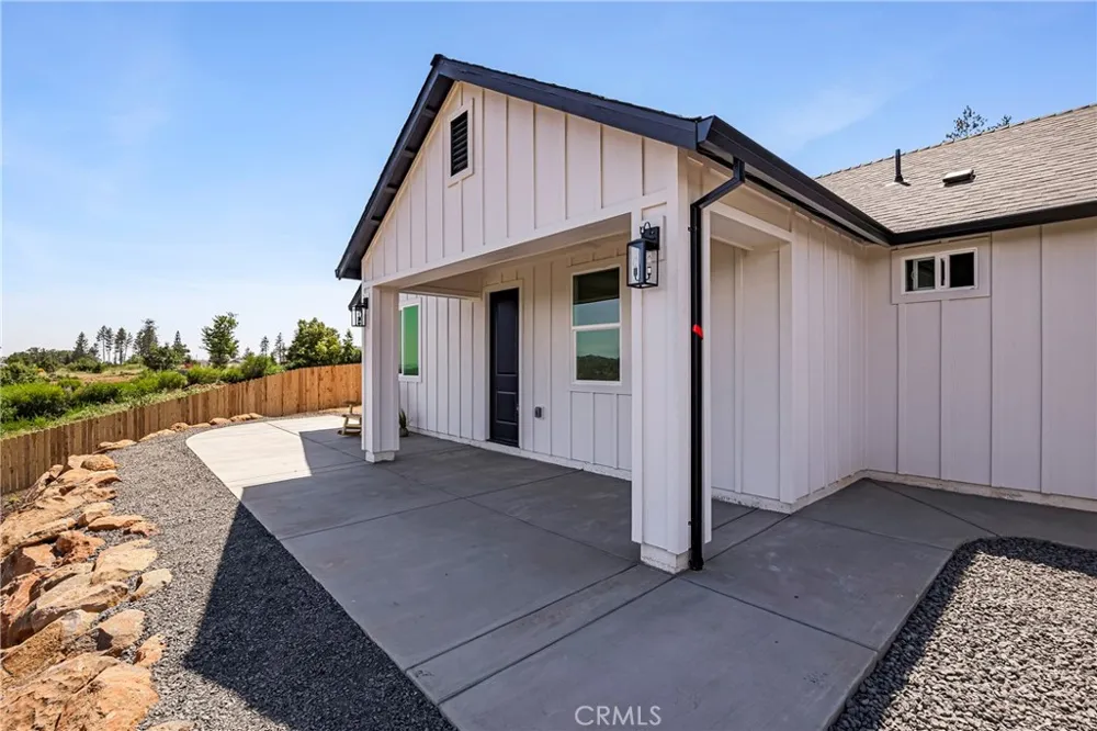 5693 Feather River Place Paradise, CA 95969