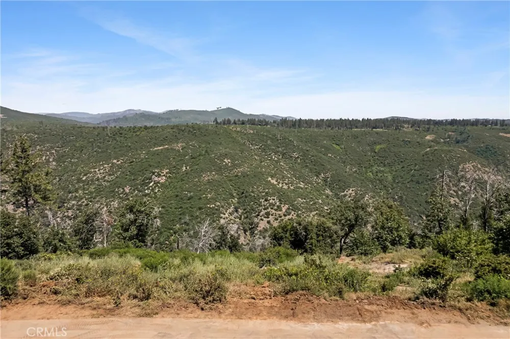 5693 Feather River Place Paradise, CA 95969