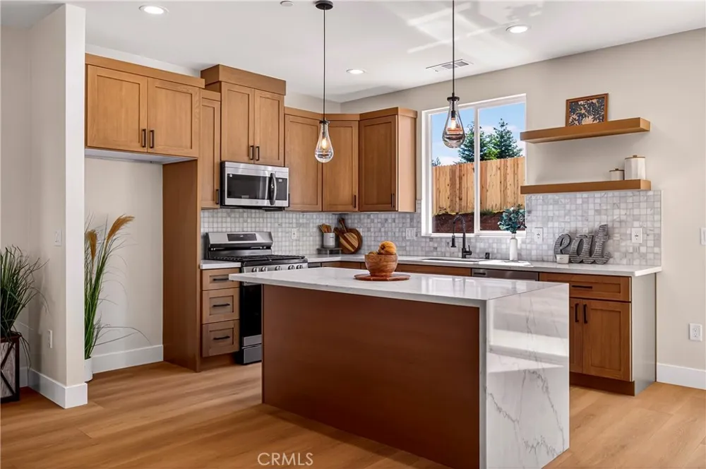 5693 Feather River Place Paradise, CA 95969