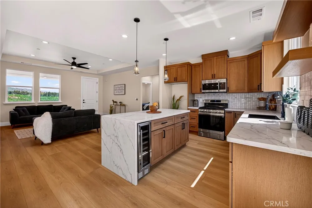 5693 Feather River Place Paradise, CA 95969