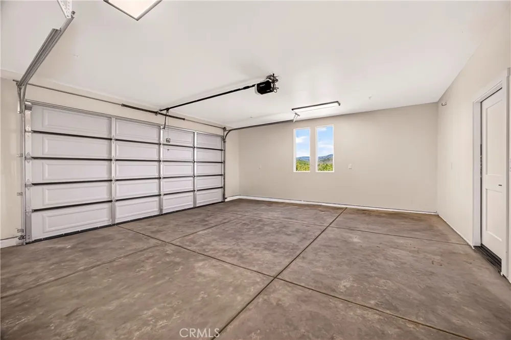 5693 Feather River Place Paradise, CA 95969