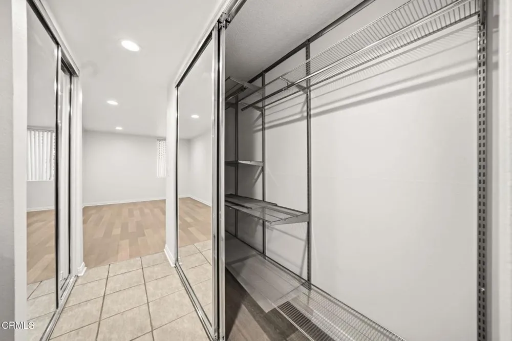 1215 Olive Drive #208 West Hollywood, CA 90069