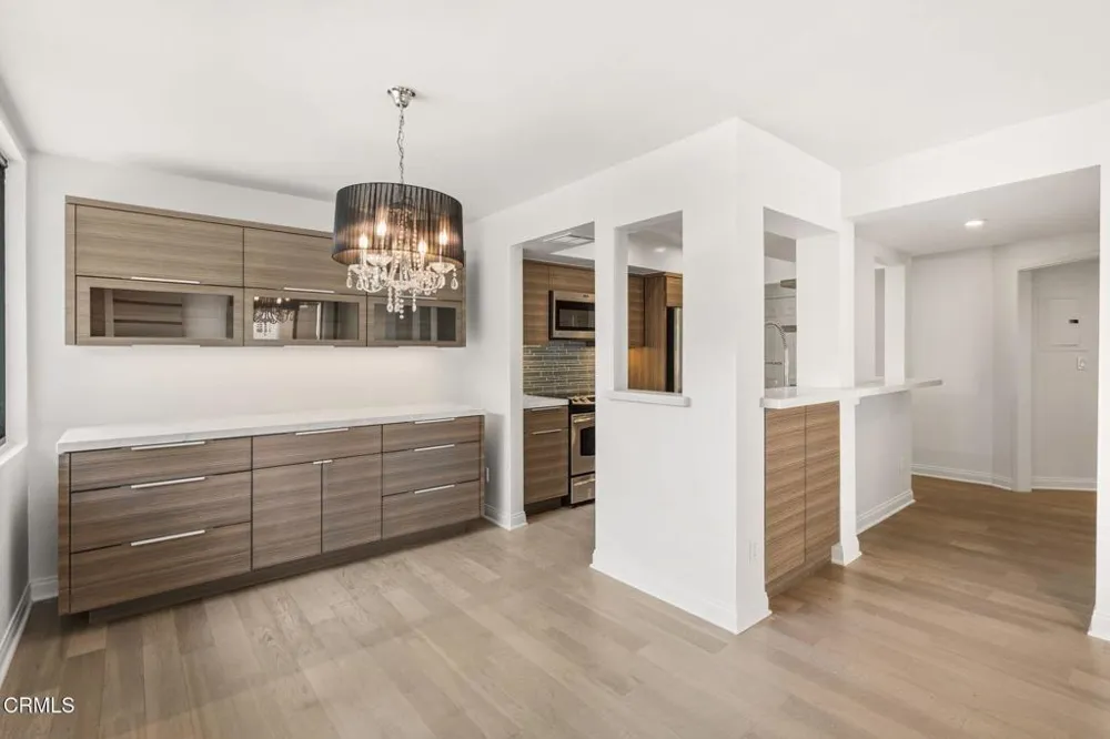 1215 Olive Drive #208 West Hollywood, CA 90069