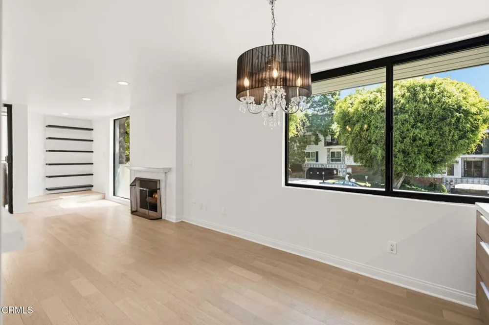 1215 Olive Drive #208 West Hollywood, CA 90069