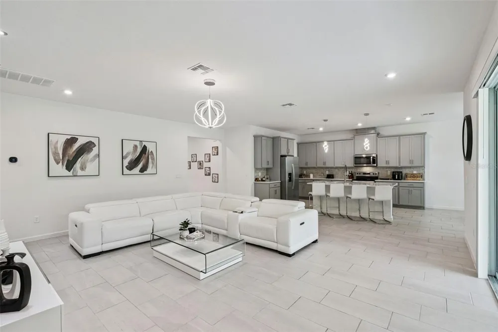 3472 DOUGLAS FIR DRIVE Apopka, FL 32703
