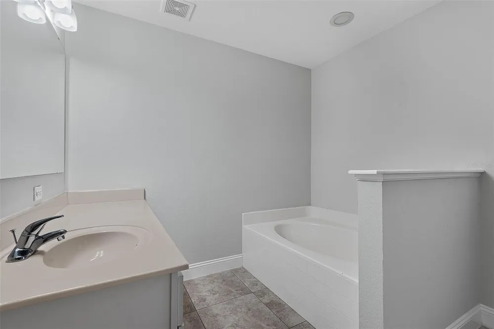 34 FIRETHORN LANE Palm Coast, FL 32137