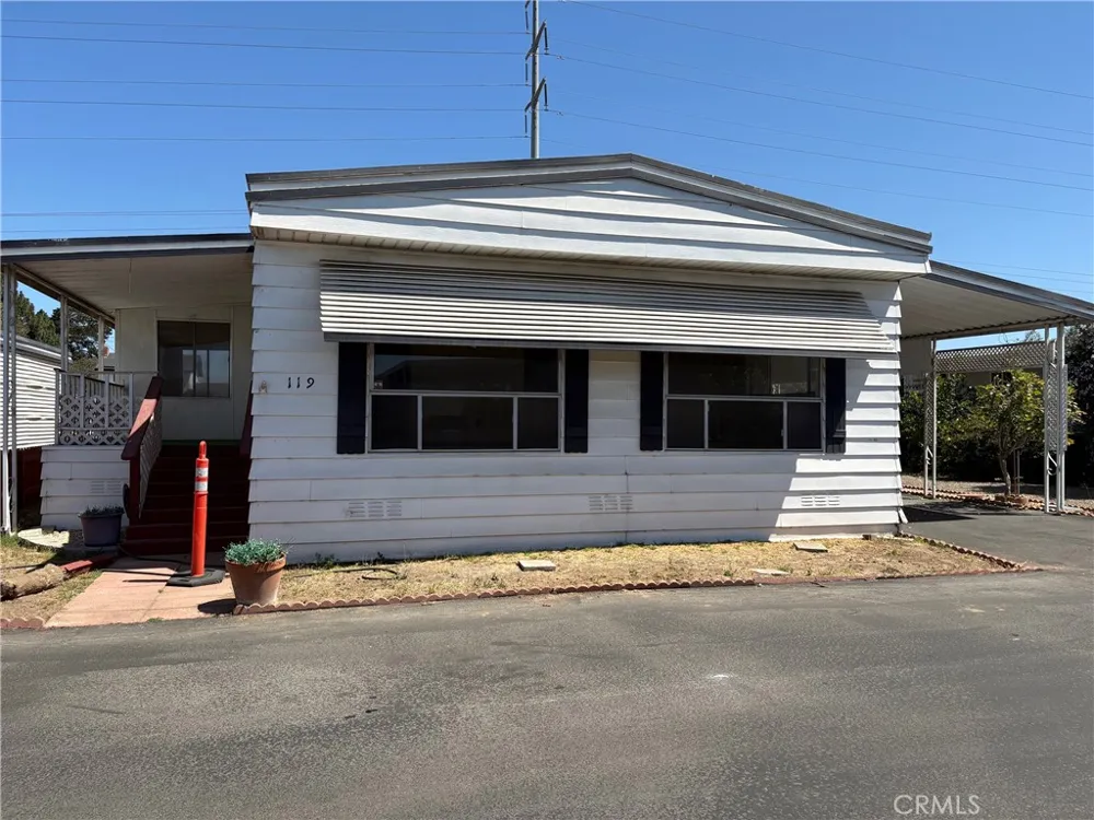 1701 S Thornburg #119 Santa Maria, CA 93458