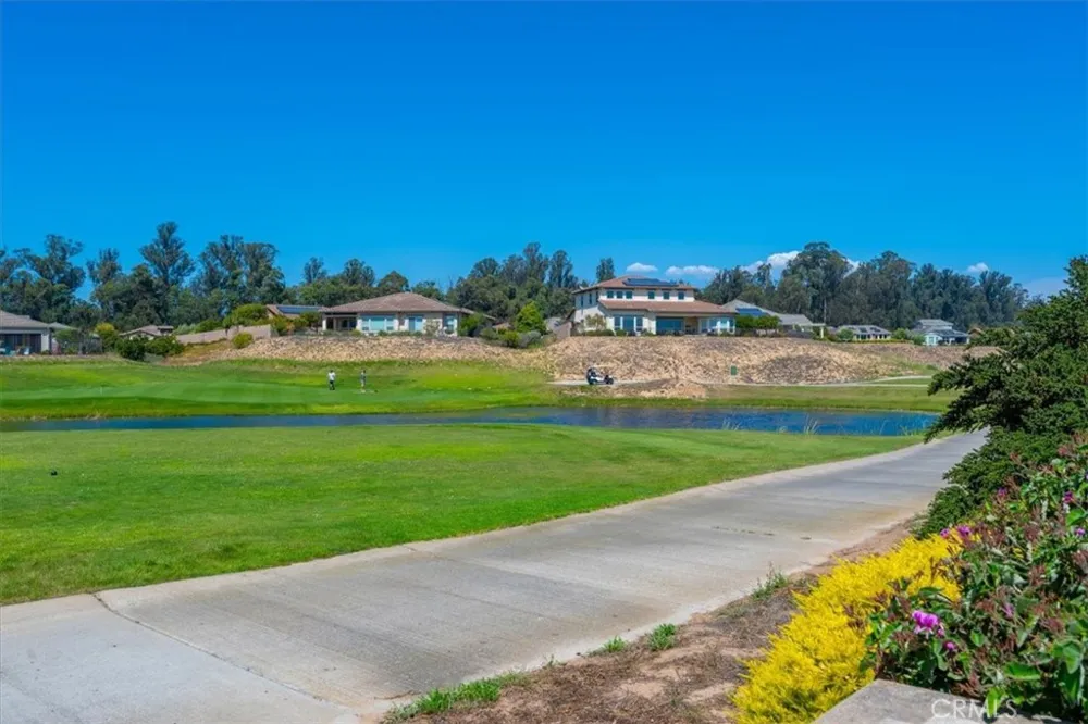 1476 Vista Tesoro Nipomo, CA 93444