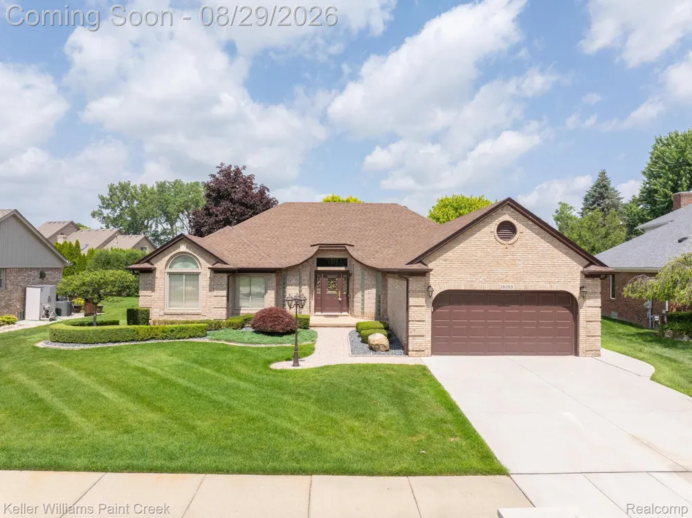 15053 Hillcrest Lane Shelby Charter Township, MI 48315