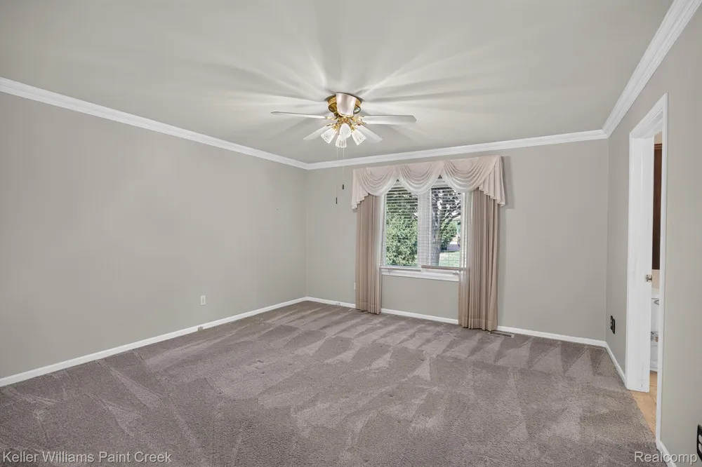 15053 Hillcrest Lane Shelby Charter Township, MI 48315