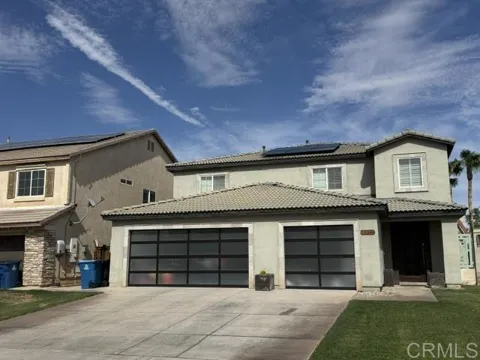 2472 A Zuniga Court