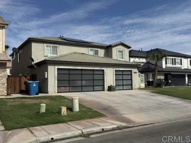 2472 A Zuniga Court Calexico, CA 92231