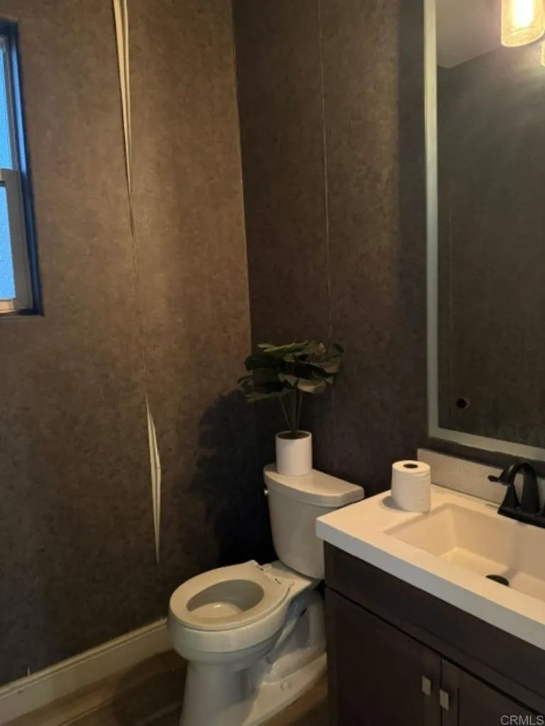 2472 A Zuniga Court Calexico, CA 92231