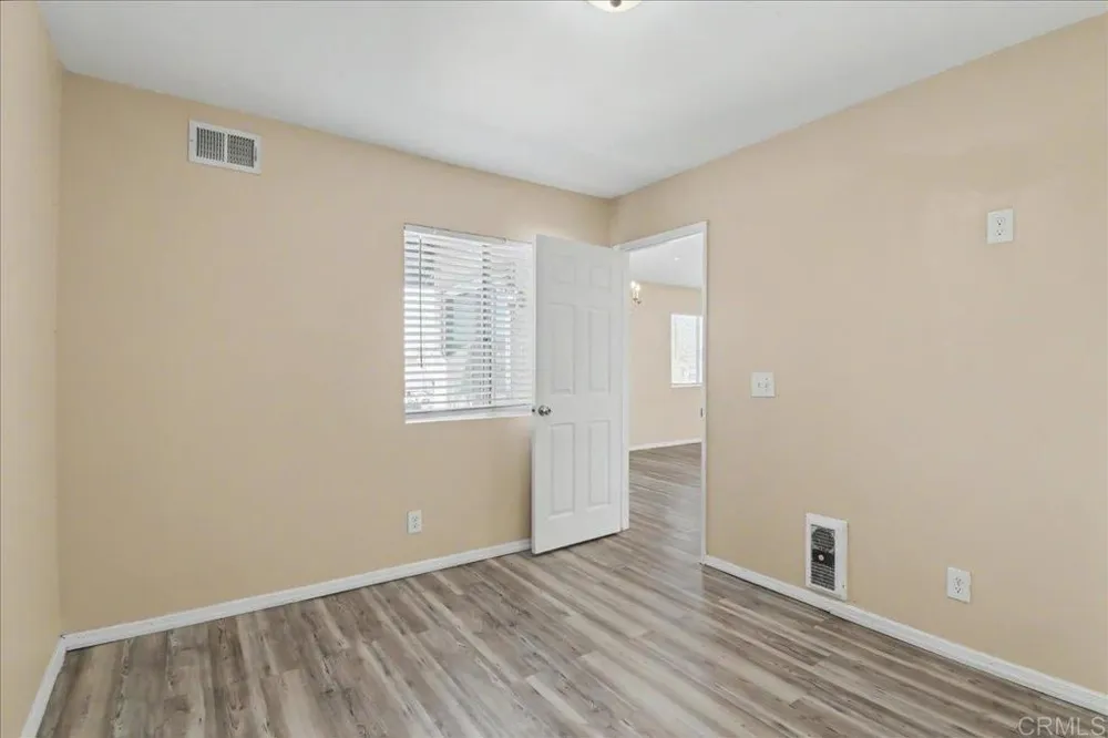 883 W San Ysidro Boulevard #10 San Ysidro, CA 92173