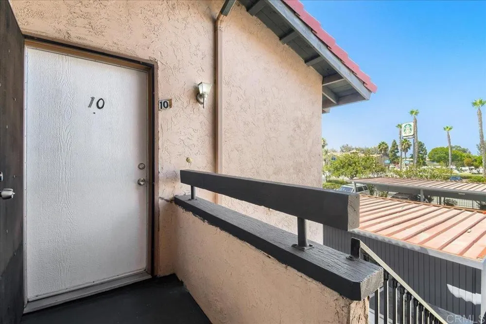 883 W San Ysidro Boulevard #10 San Ysidro, CA 92173