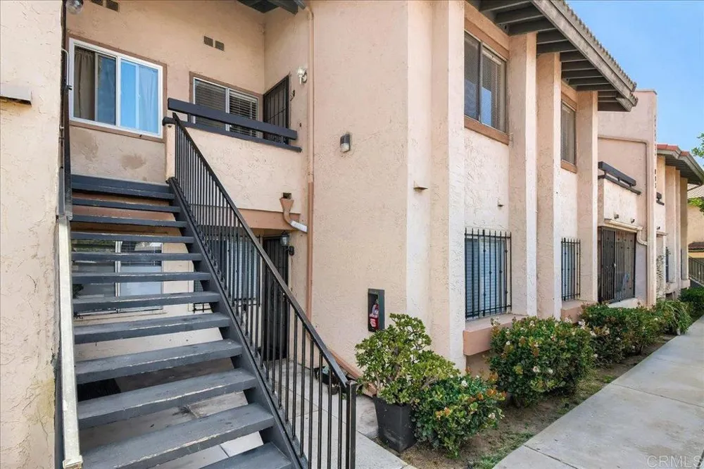 883 W San Ysidro Boulevard #10 San Ysidro, CA 92173