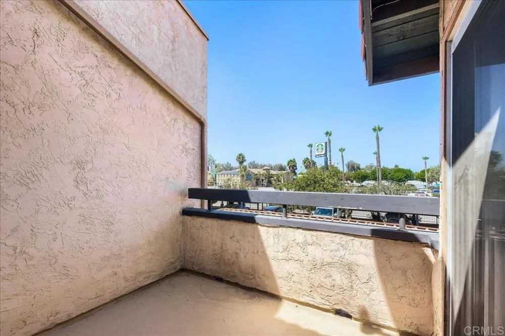883 W San Ysidro Boulevard #10 San Ysidro, CA 92173