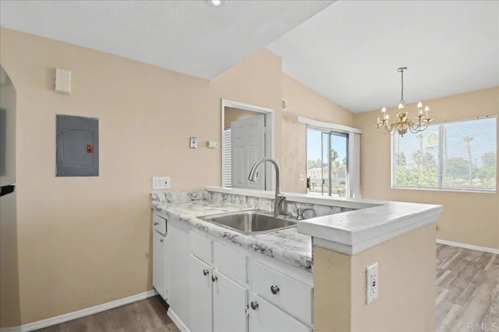 883 W San Ysidro Boulevard #10 San Ysidro, CA 92173