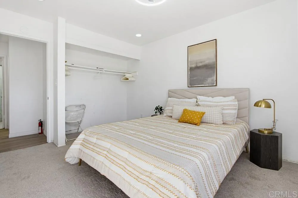 9462 Doheny Road Santee, CA 92071