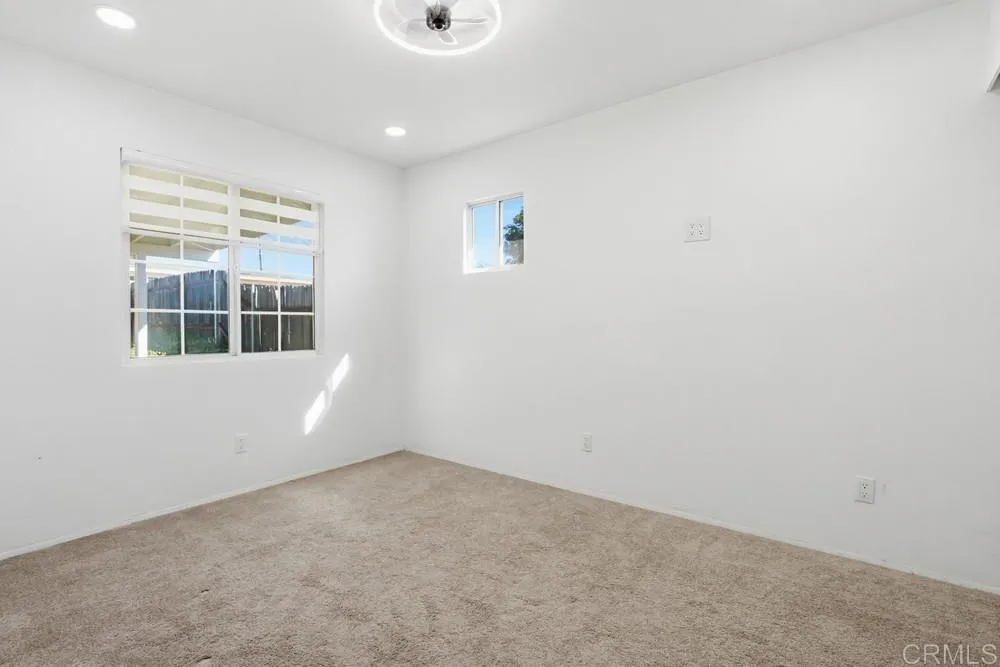 9462 Doheny Road Santee, CA 92071