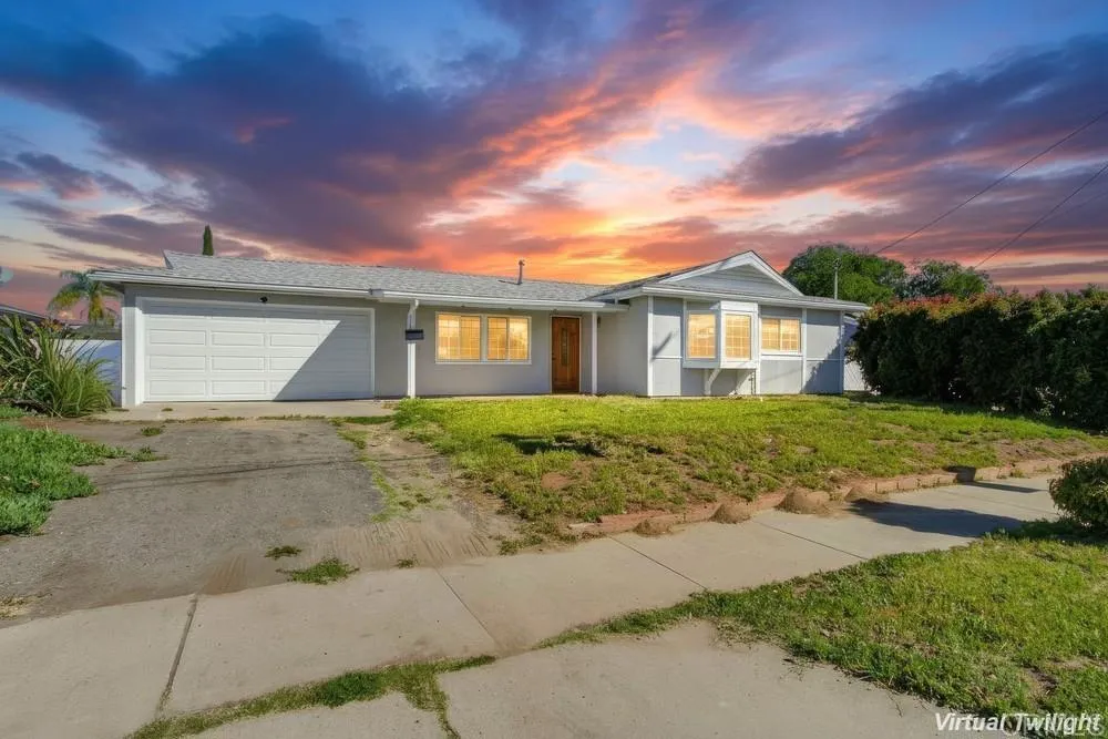 9462 Doheny Road Santee, CA 92071